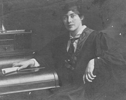 Dr Mary J Farrell graduation photo